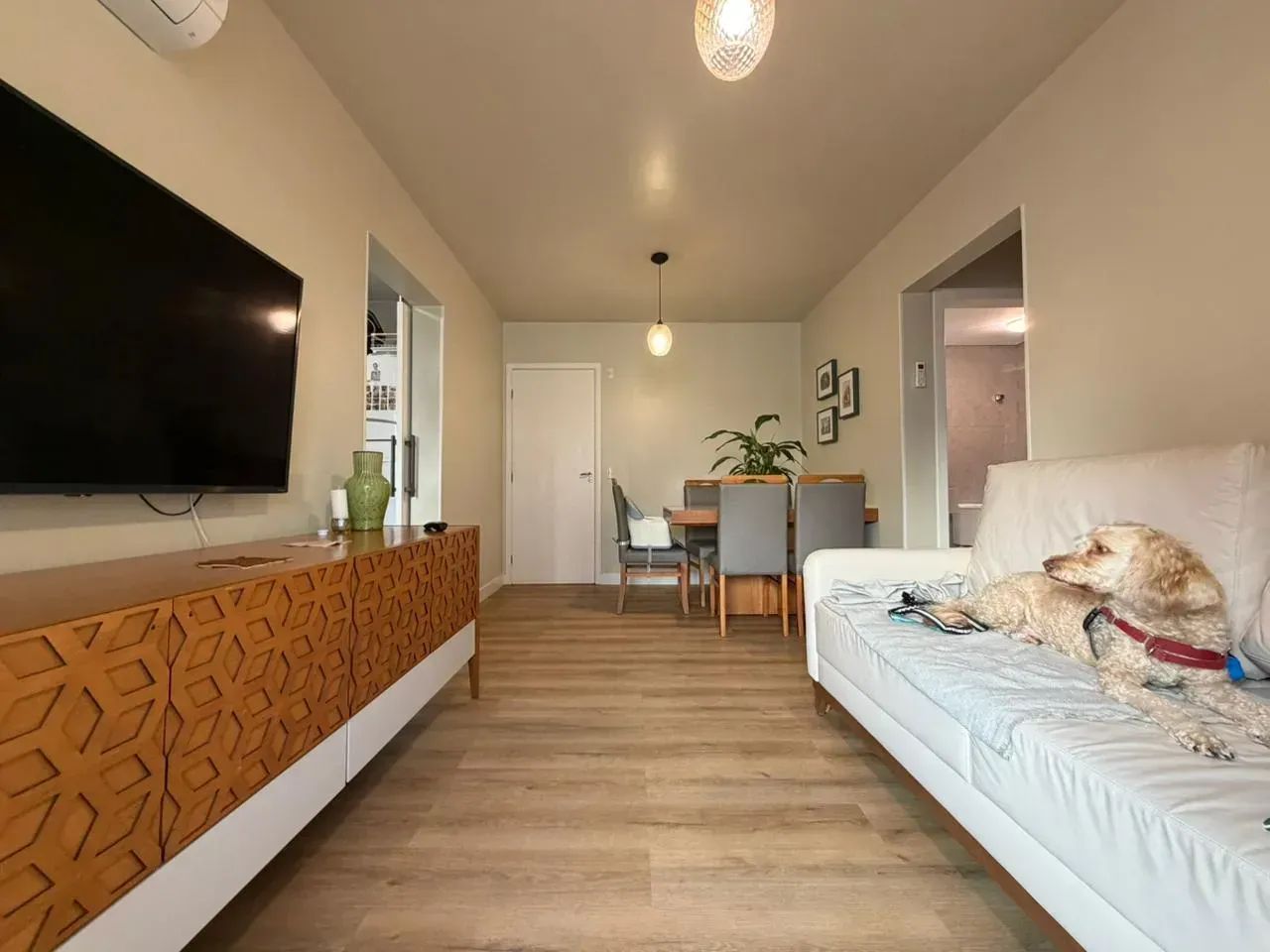 Apartamento com 3 dormitórios, churrasqueira a carvão e andar alto no centro de Criciúma - - Foto 2