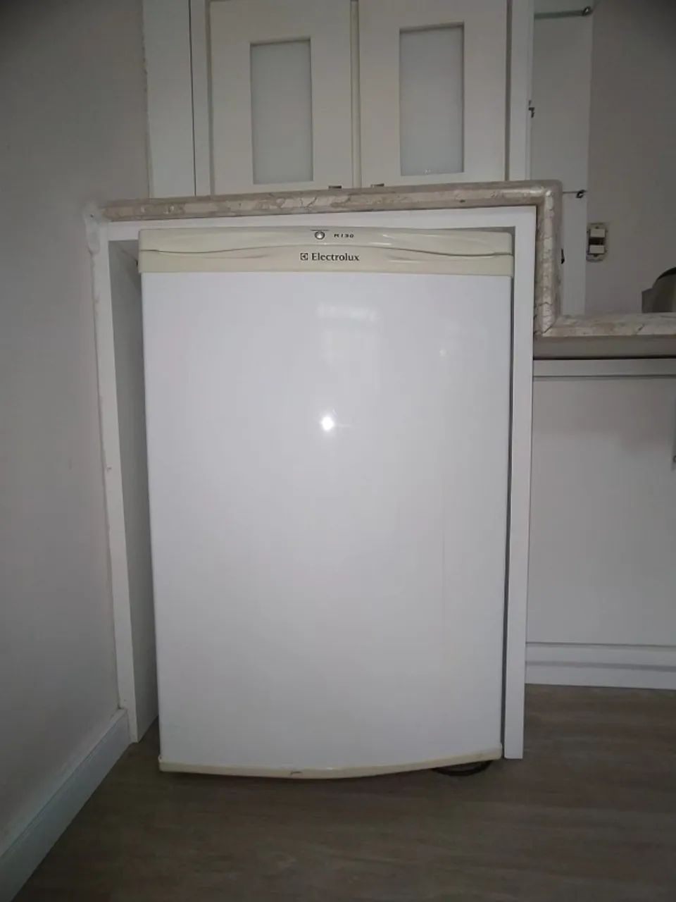 Frigobar Electrolux R130 - 130 Litros - Foto 3