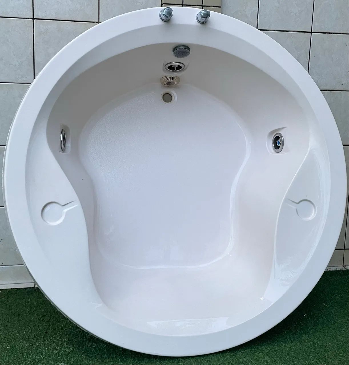 Banheira de Hidromassagem Essence 1,5m em perfeito estado - Foto 2