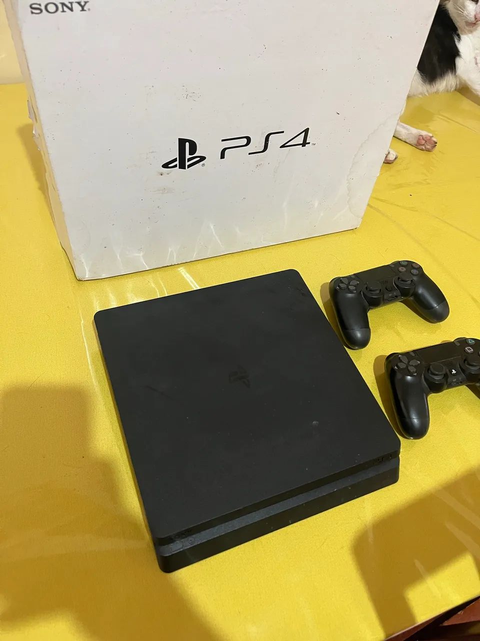 PS4 slim + 2 jogos - Foto 2
