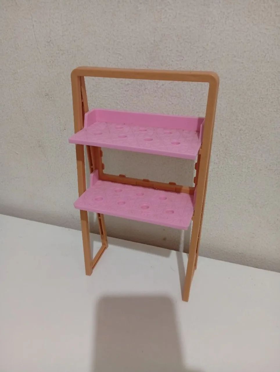 Estante para casa da Barbie  - Foto 4