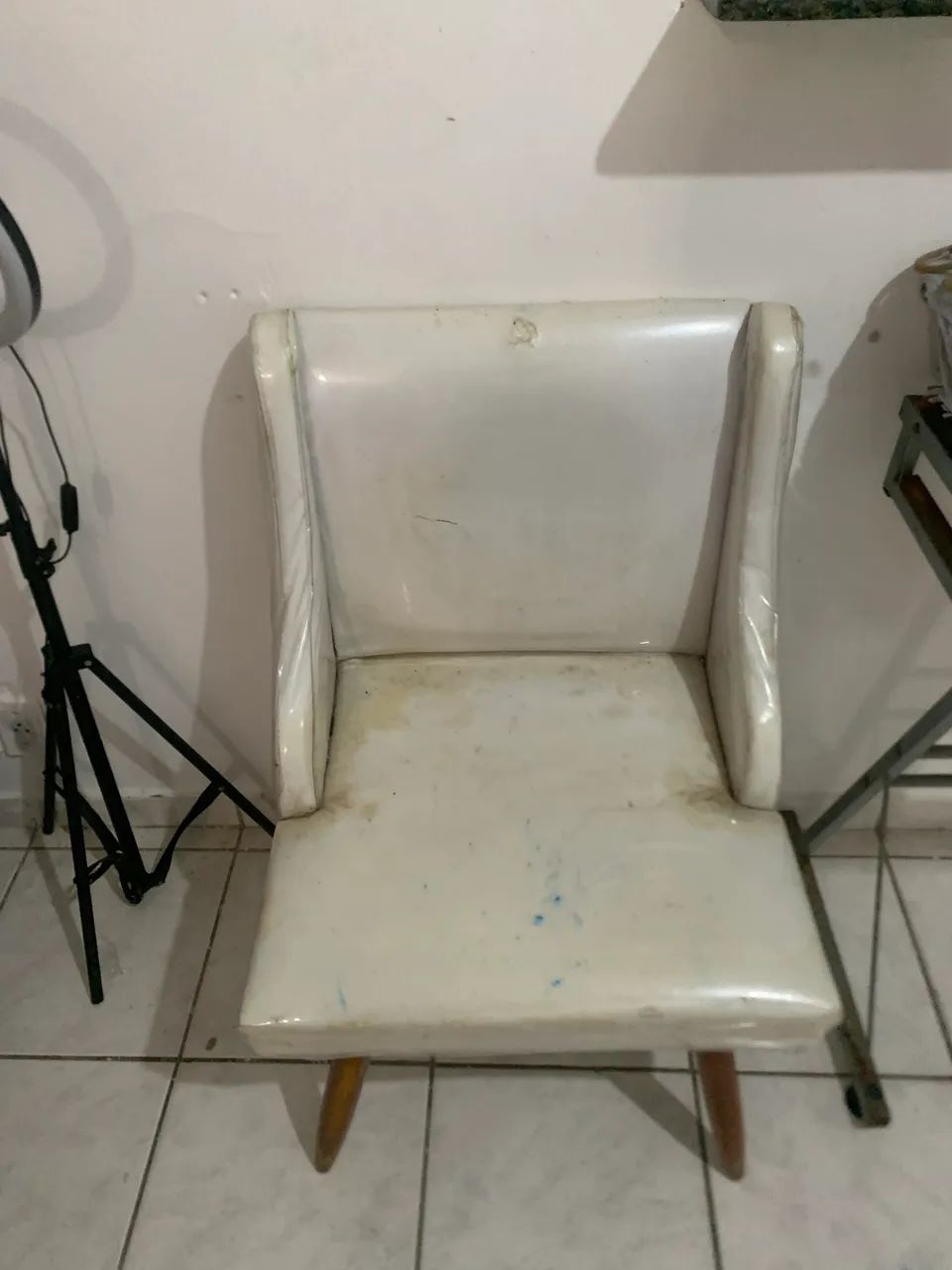 Vendo 4 cadeiras de jantar  - Foto 2