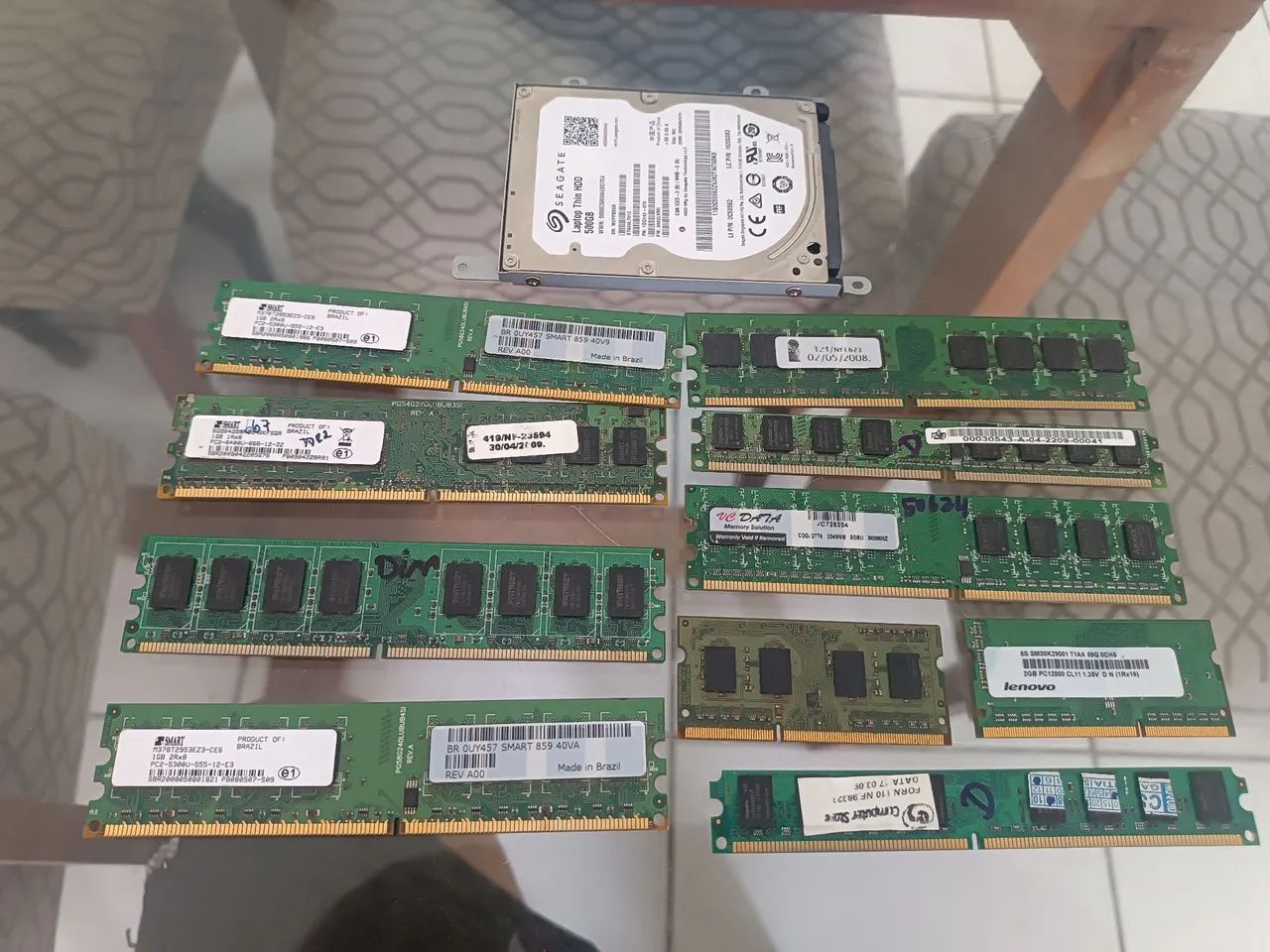 Vendo essas memórias RAM e esse HD  - Foto 2