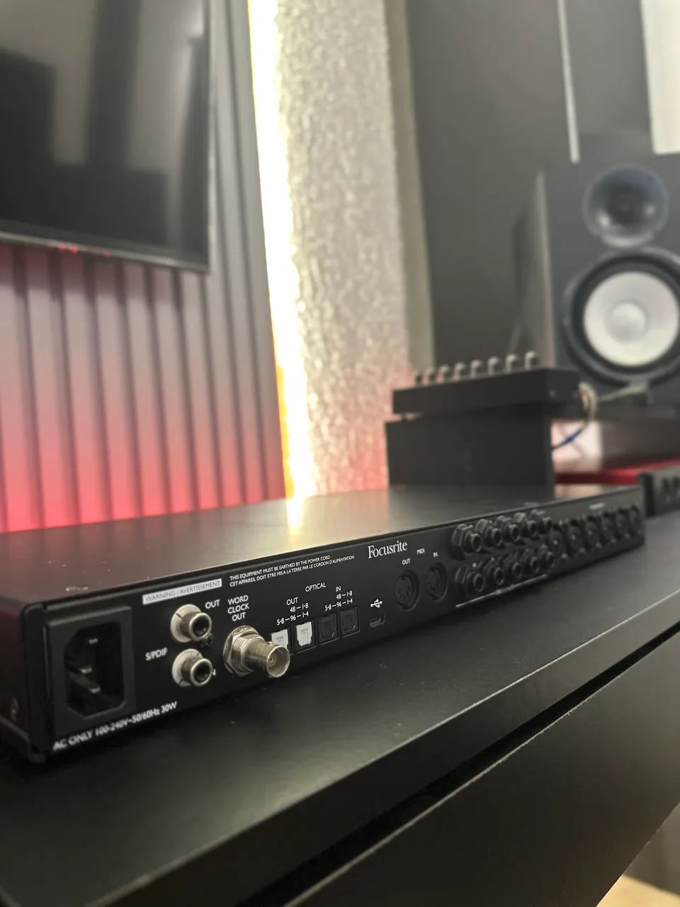 Interface áudio Focusrite Scarlett 18i20 3 gen - Foto 5