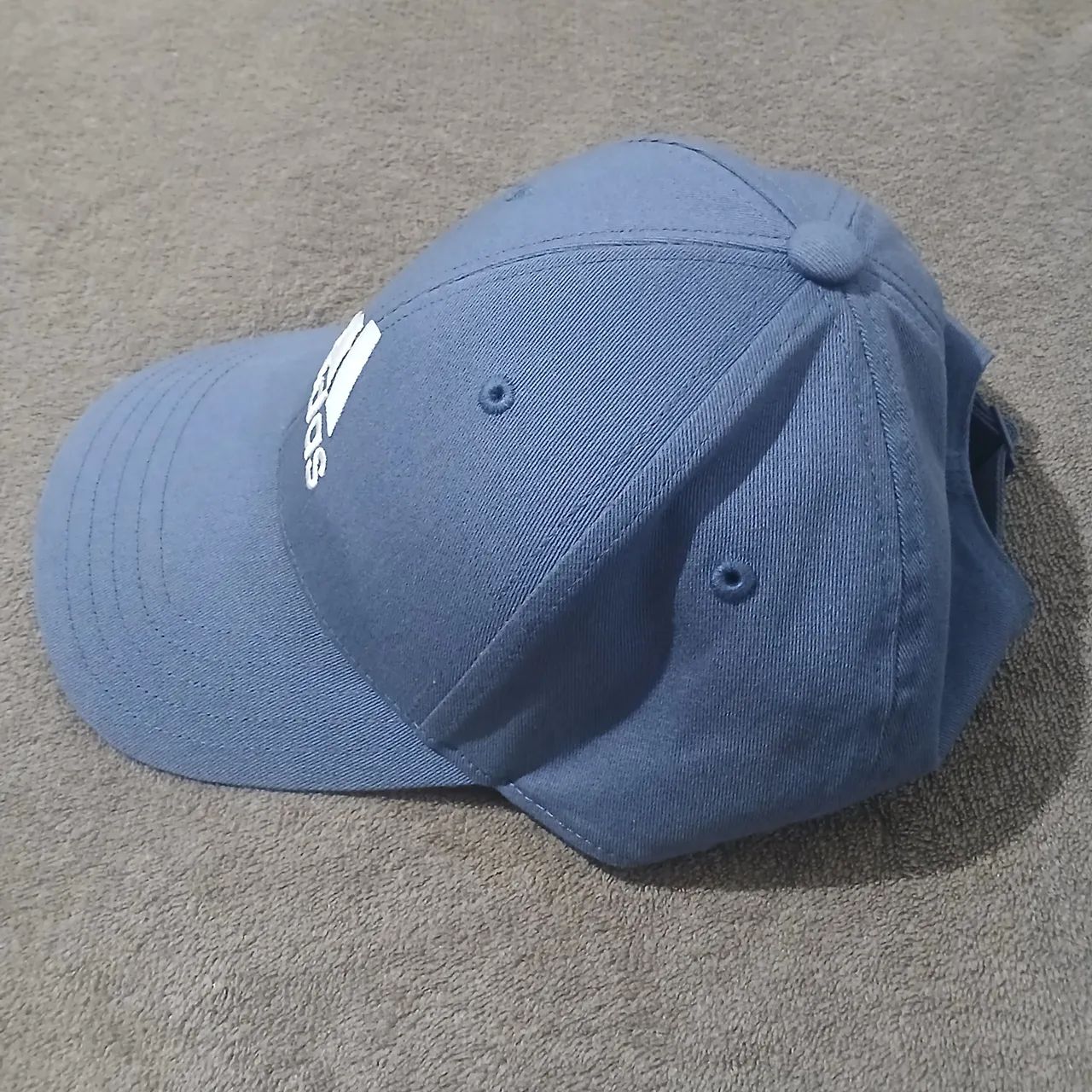 Boné Adidas Baseball (usado)  - Foto 2