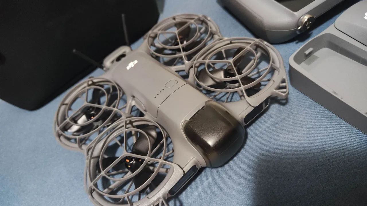 Dji Neo 2 combo + controle RC2 com tela - Foto 2
