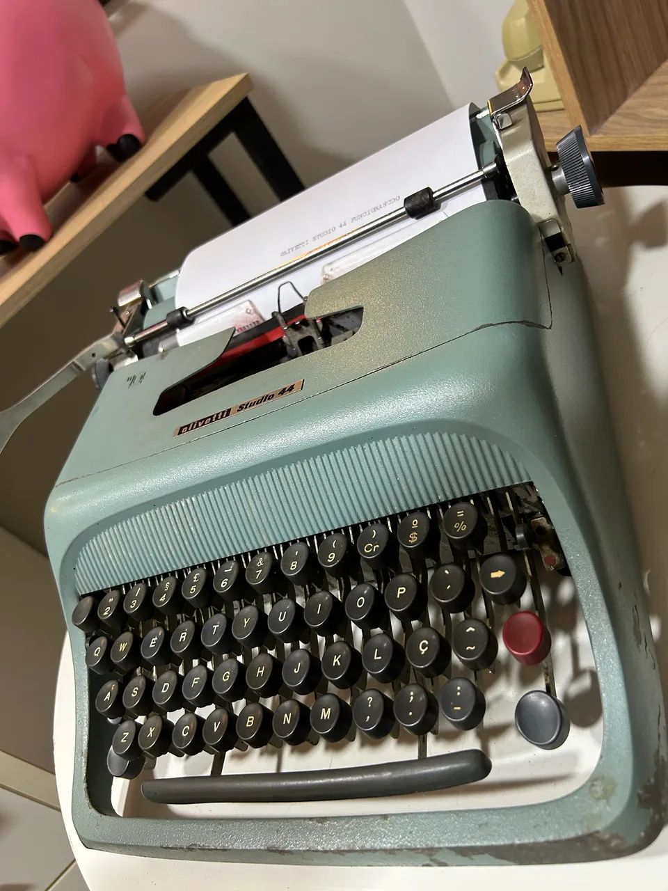 Máquina de escrever olivetti studio 44 funcionando  - Foto 5