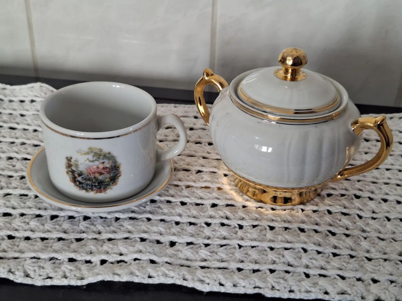 Xícara avulsa com Pires Vintage Romântico - Foto 4