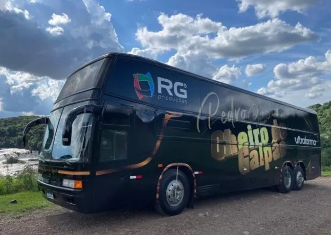 Vendo Ônibus