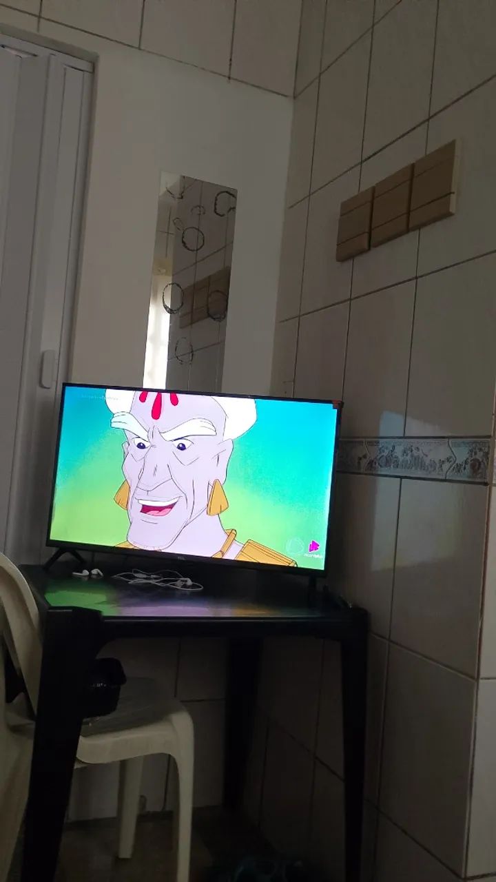 TV ? TCL 32 polegadas QLED FHD TV
