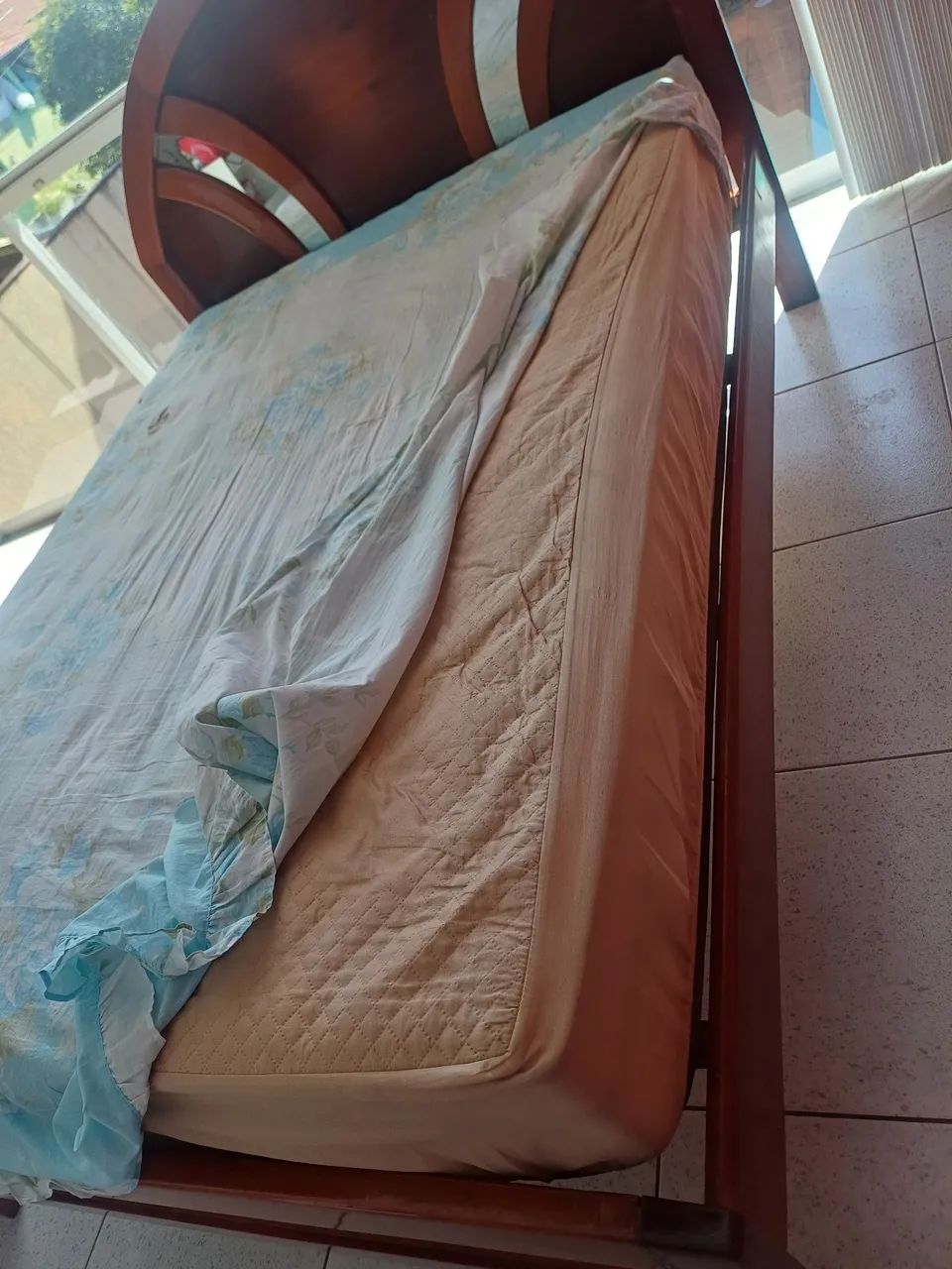 Cama casal e colchao - Foto 5