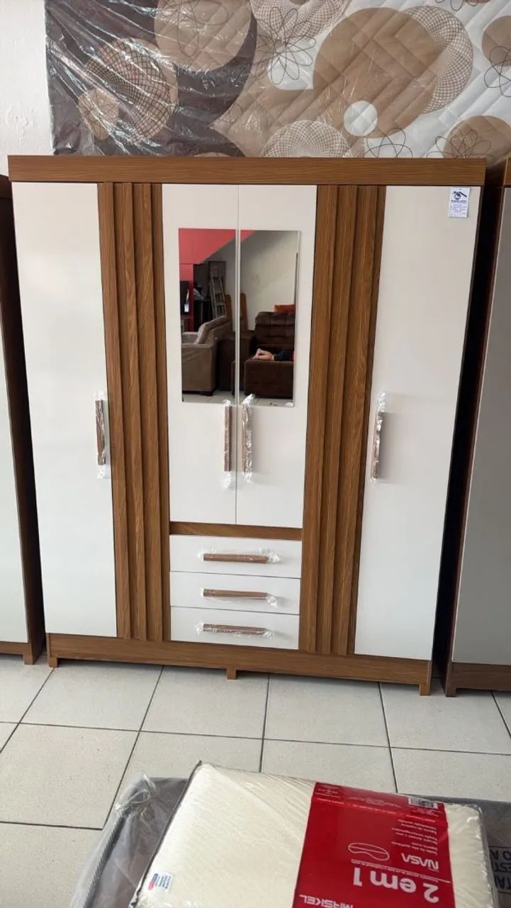 Guarda Roupa 6 portas