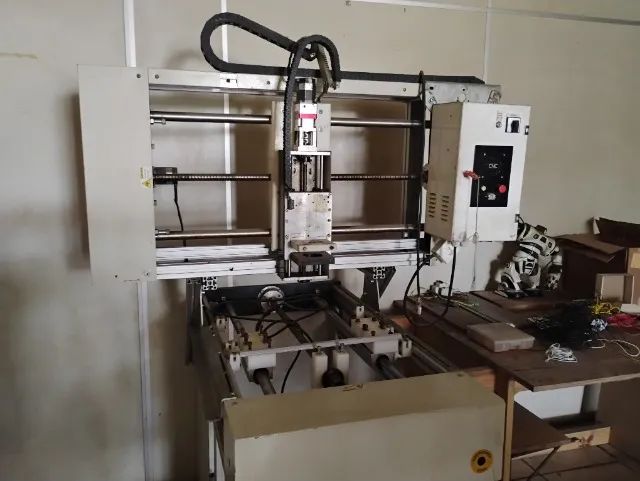 Router CNC mecânica