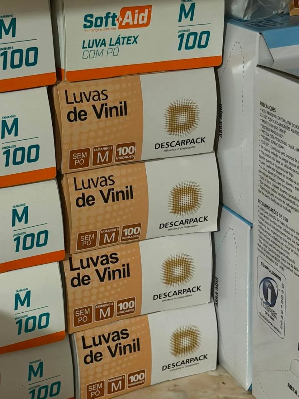 luvas cirúrgica descarpack + luva de vinil  - Foto 2