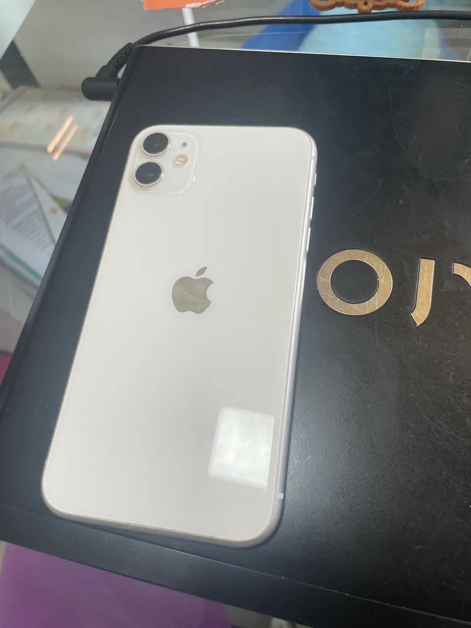 Vendo iPhone 11 64 gb branco  - Foto 4
