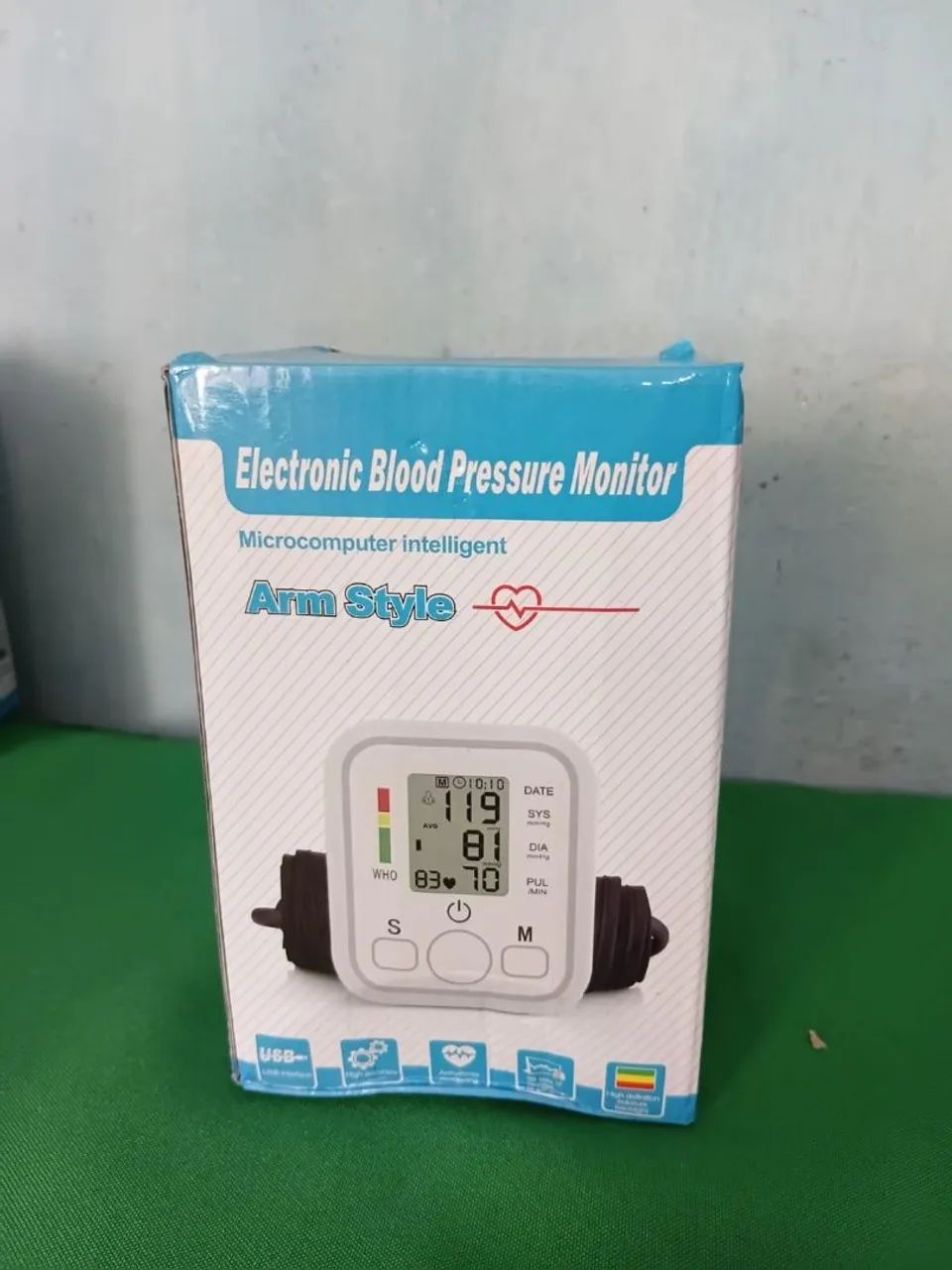 Medidor de pressão a pilha e cabo USB 