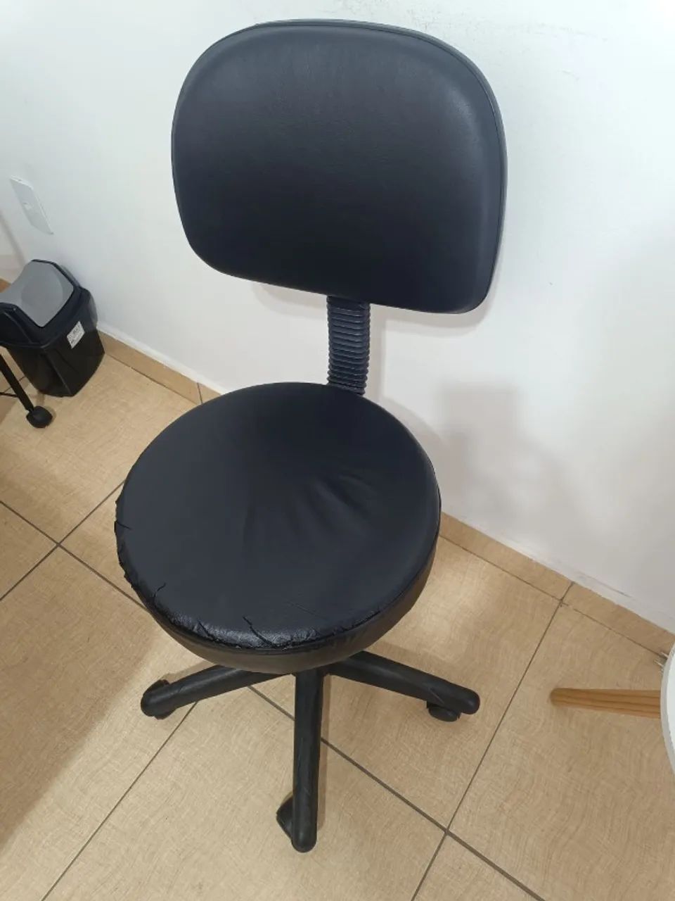 Cadeira giratoria (Mocho) - Foto 2
