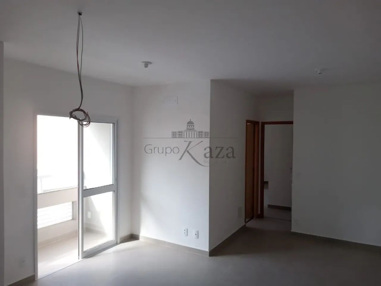 Oportunidade - Apartamento - Parque Industrial - Edifício Antônio Carlos - 2 Dormitórios -