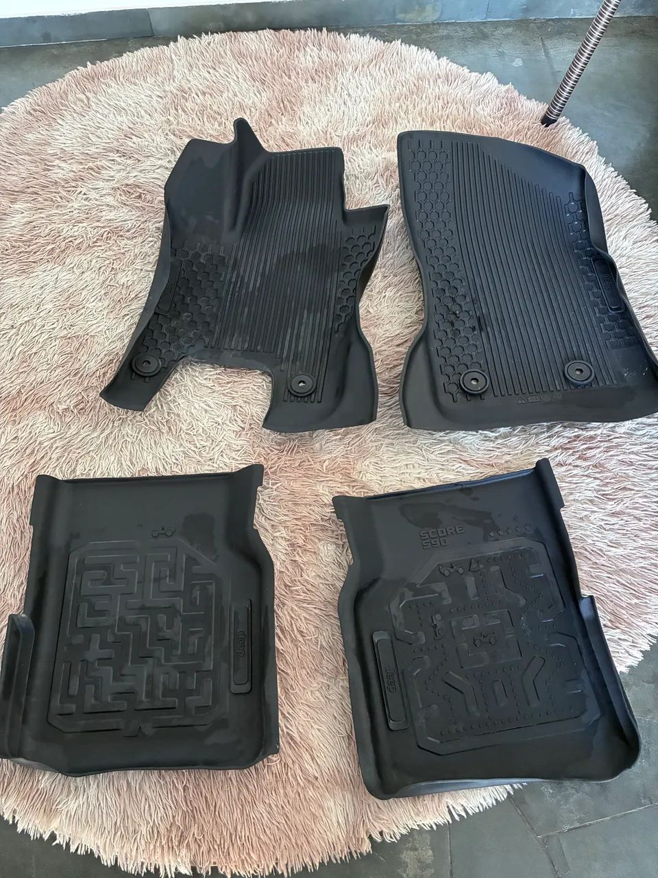 Kit Tapetes Com Bordas Elevadas Para Commander - Foto 3