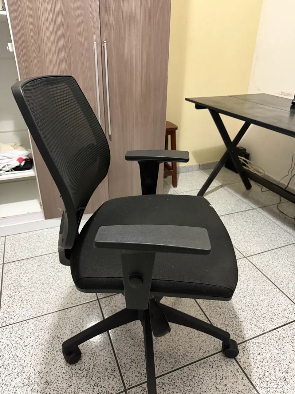 Cadeira Ergonômica Giratória - Marelli - Foto 3