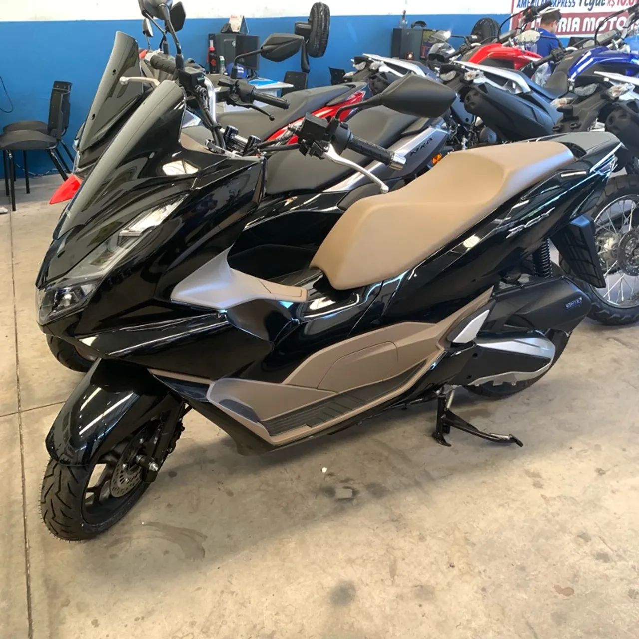 Honda PCX 160 160 cc 