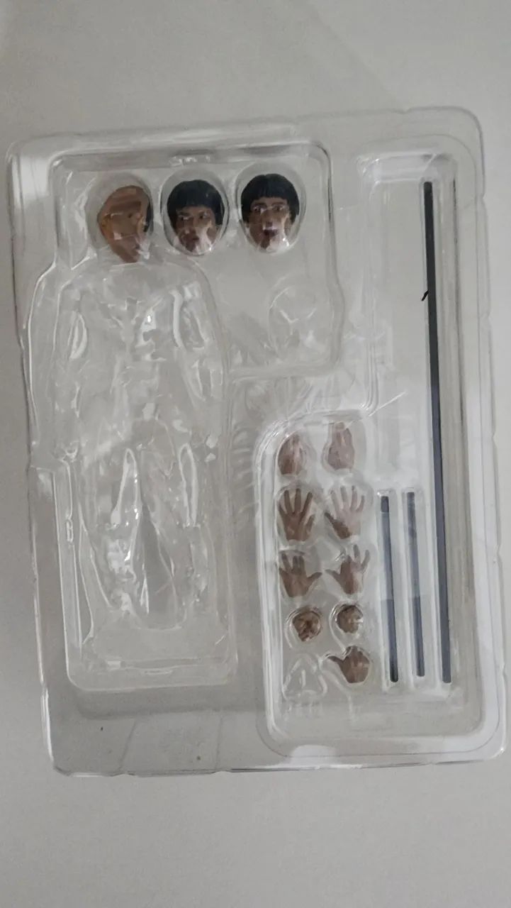 Bruce Lee S H Figuarts BANDAI - Foto 2