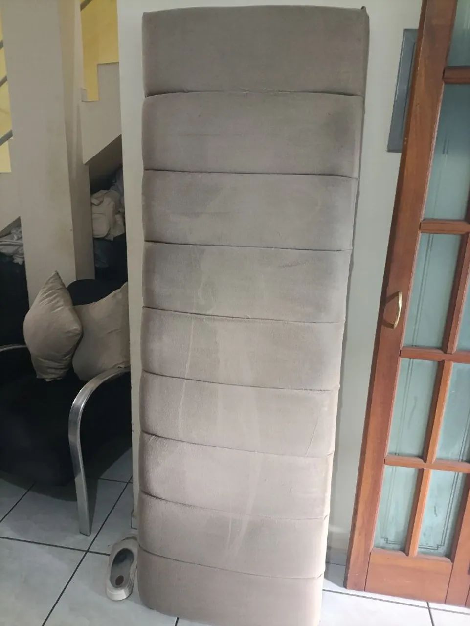 Cabeceira bege de cama Queen 