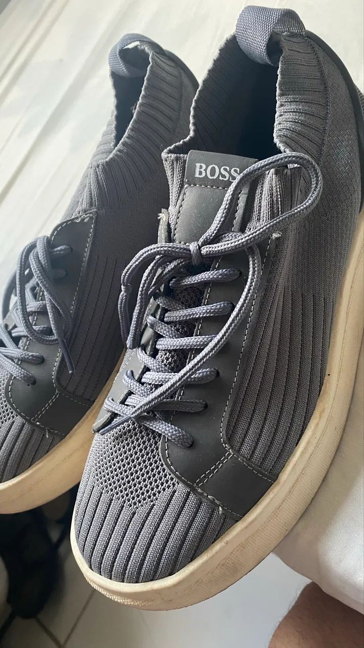 Vendo tênis Boss TAM 40 - Foto 2