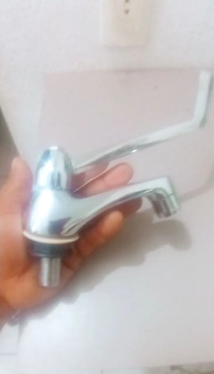 Torneira de aco inox anti ferrugem modelo italiano