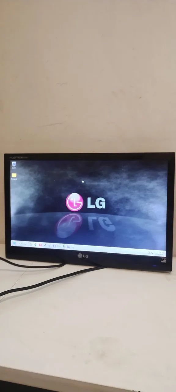 Monitor 19 LG flatron VGA - Foto 3