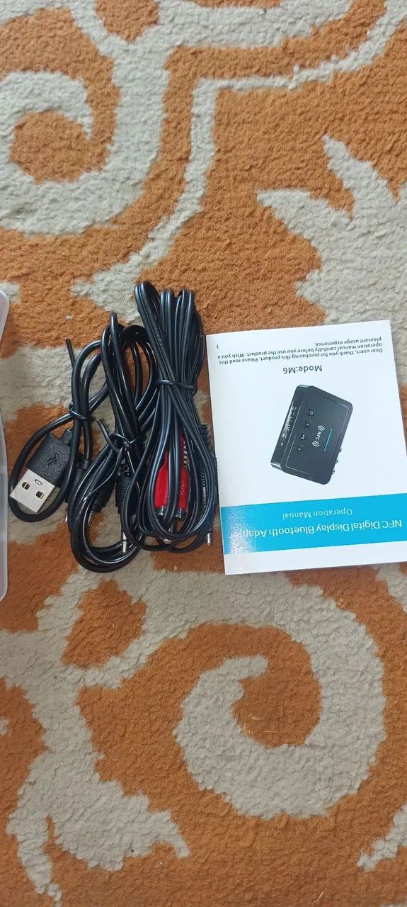 ADAPTADOR BLUETOOTH E NFC COM CONTROLE REMOTO. 