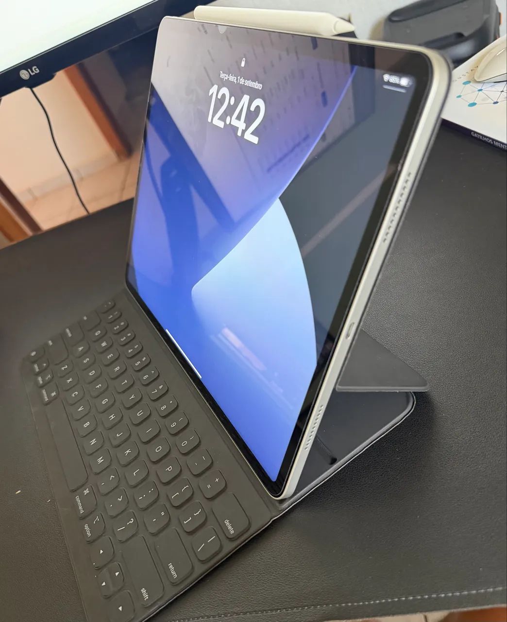 iPad Pro 12,9 M1 128GB + Apple Pencil 2 + Smart Keyboard Folio - Foto 4