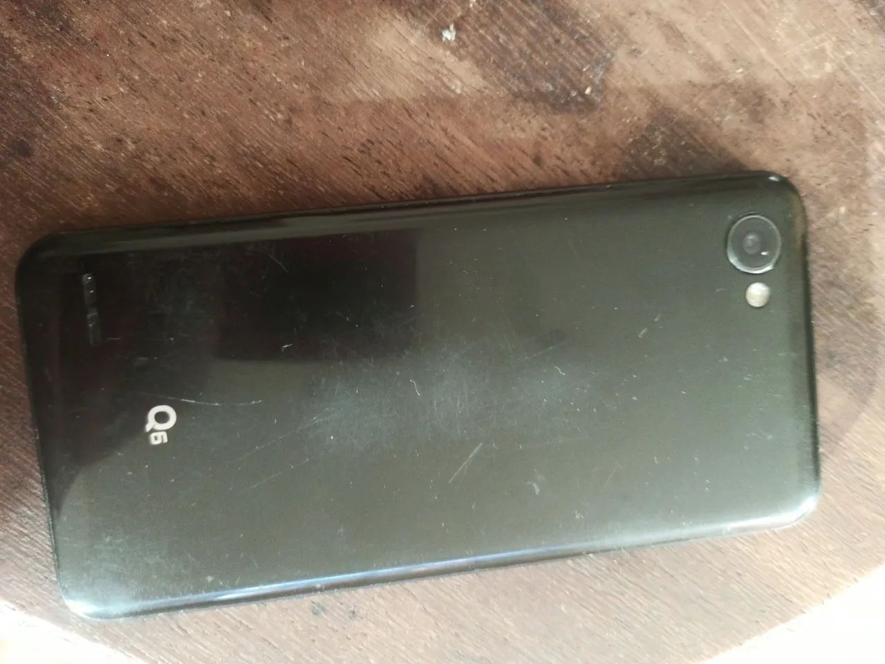 LG Q6 Dual Chip - Funcionando - Leia a descrição - Foto 3