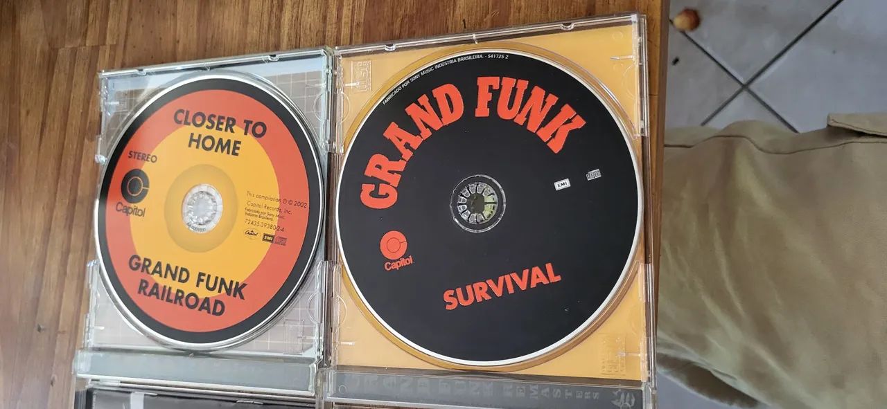 Dois cds da banda Grande Funk  - Foto 2