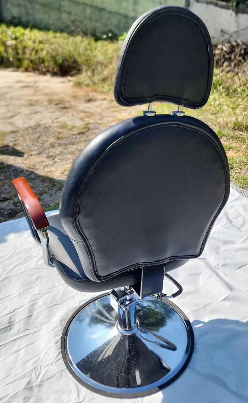 Cadeira barbeiro barbearia usado retirada  - Foto 2