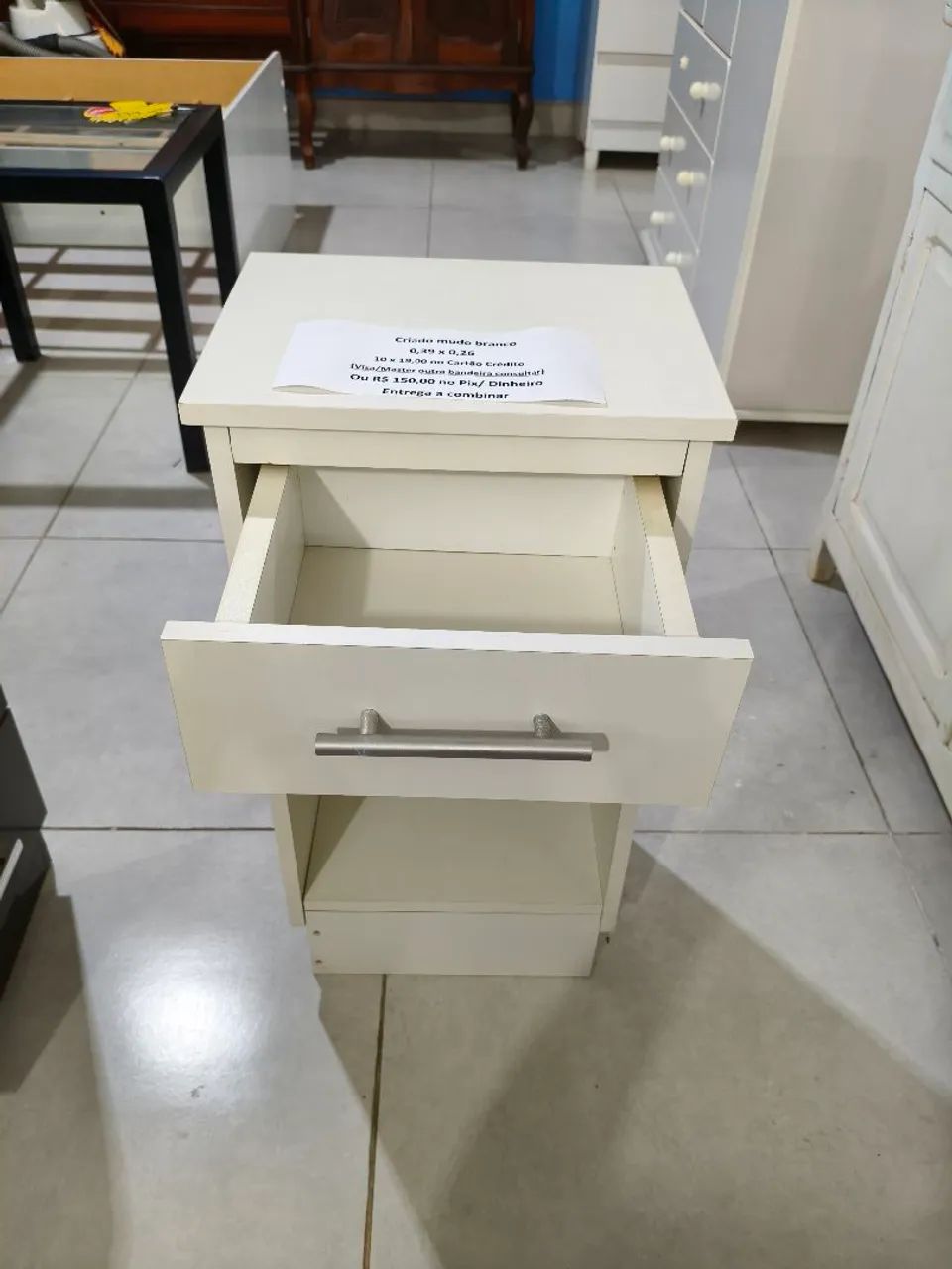 Mesa de Cabeceira branco  - Foto 4