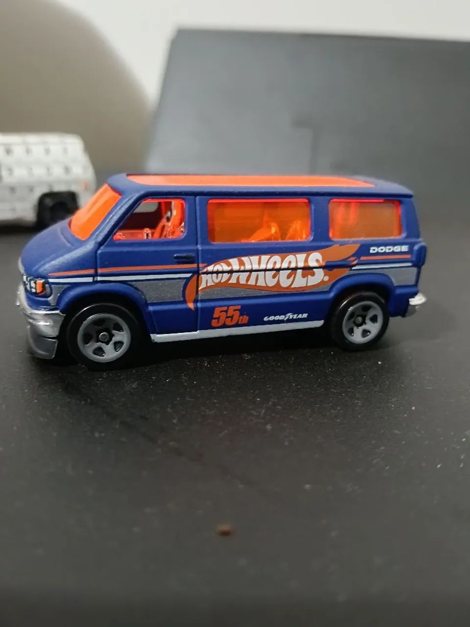Kit Hotwheels furgão 4 minis  - Foto 3