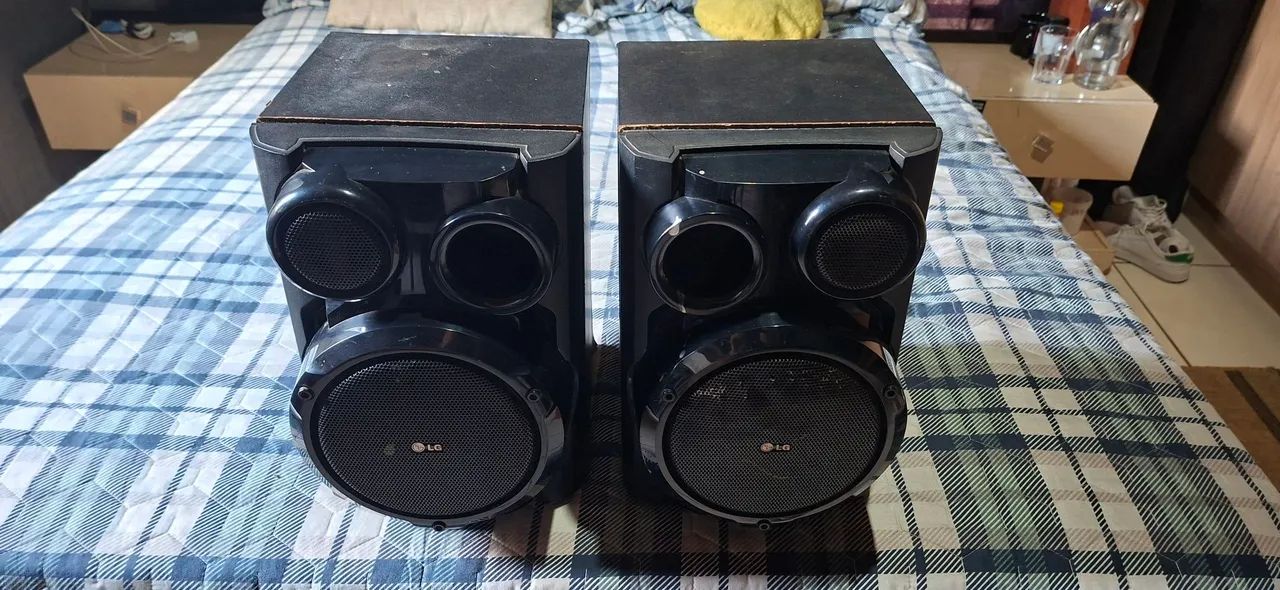 Caixas LG vazia para projeto 