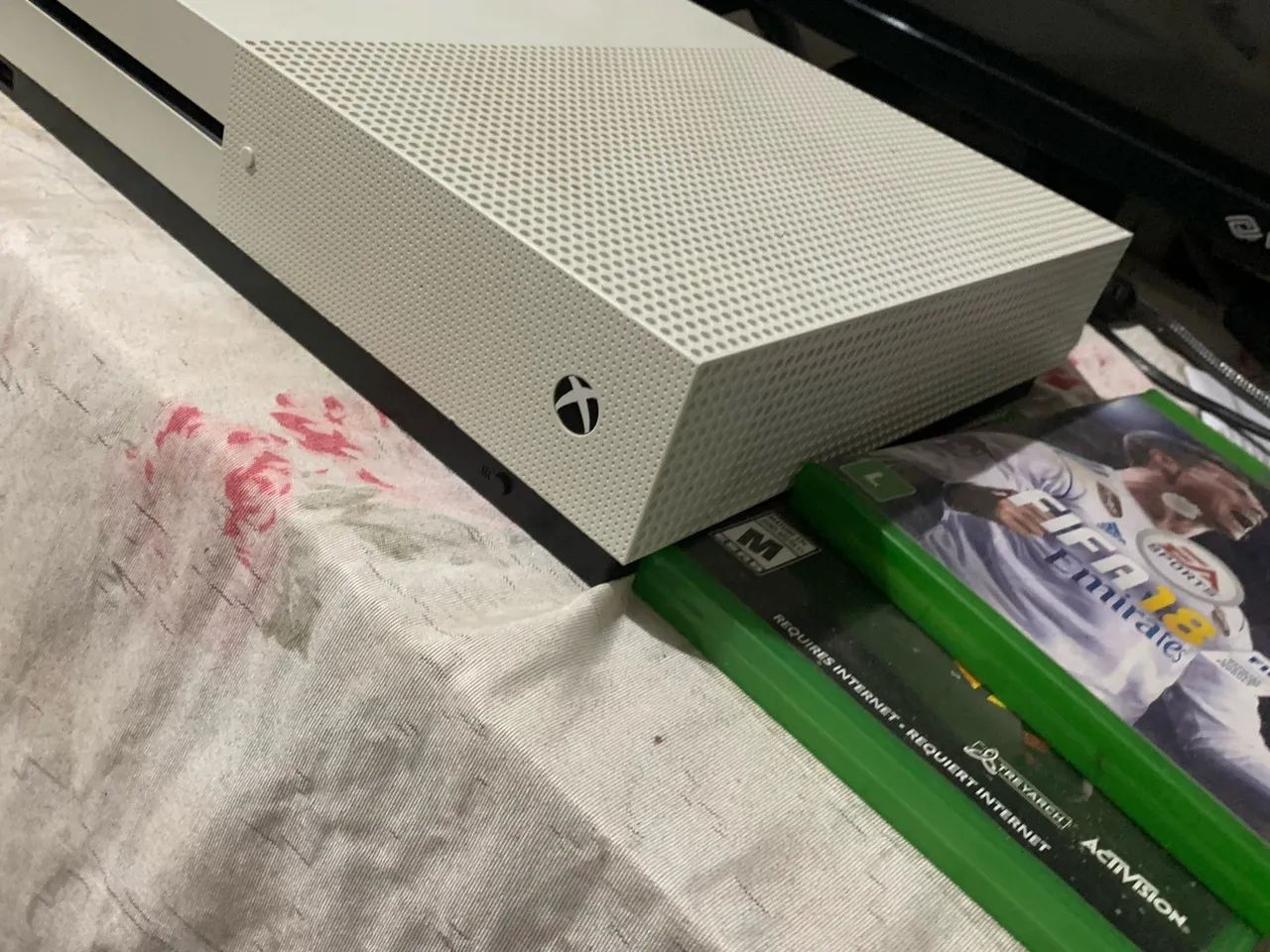 Xbox one S 1tb - Foto 2