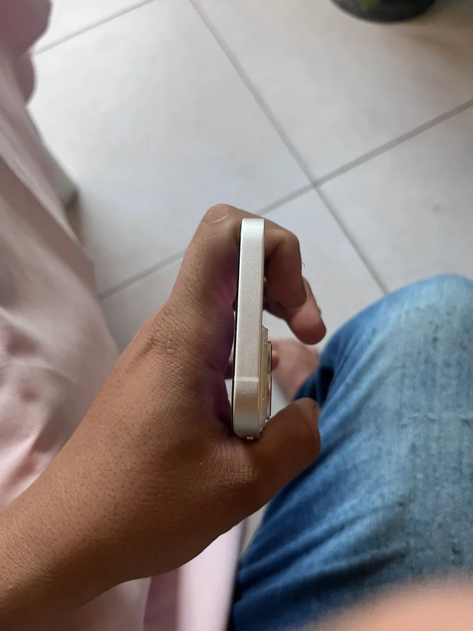 Celular iPhone 14 semi novo  - Foto 4