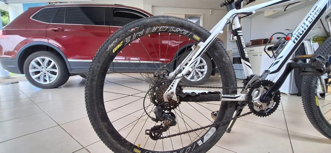 Bicicleta high one strong aro 26