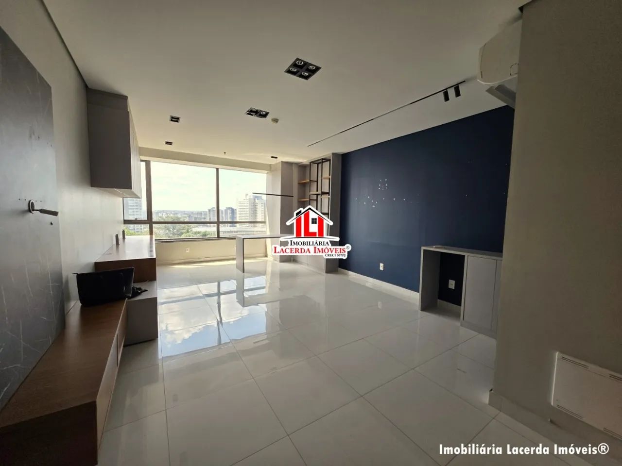 Sala Comercial Soberane Corporate 35m² Climatizada e Modulados