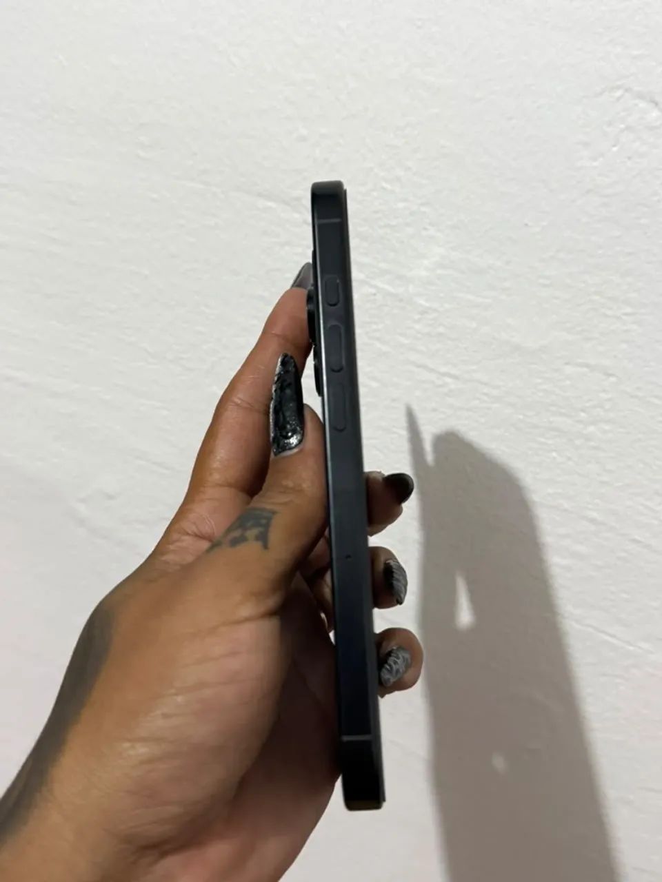 iPhone 16 Pro na caixa  - Foto 2