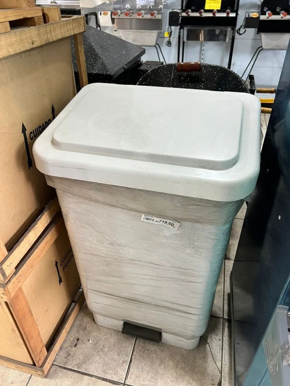 Lixeira 100 L