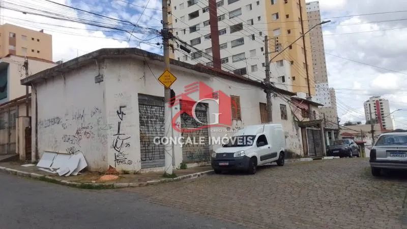 Terreno com 342 m² na Parada Inglesa.