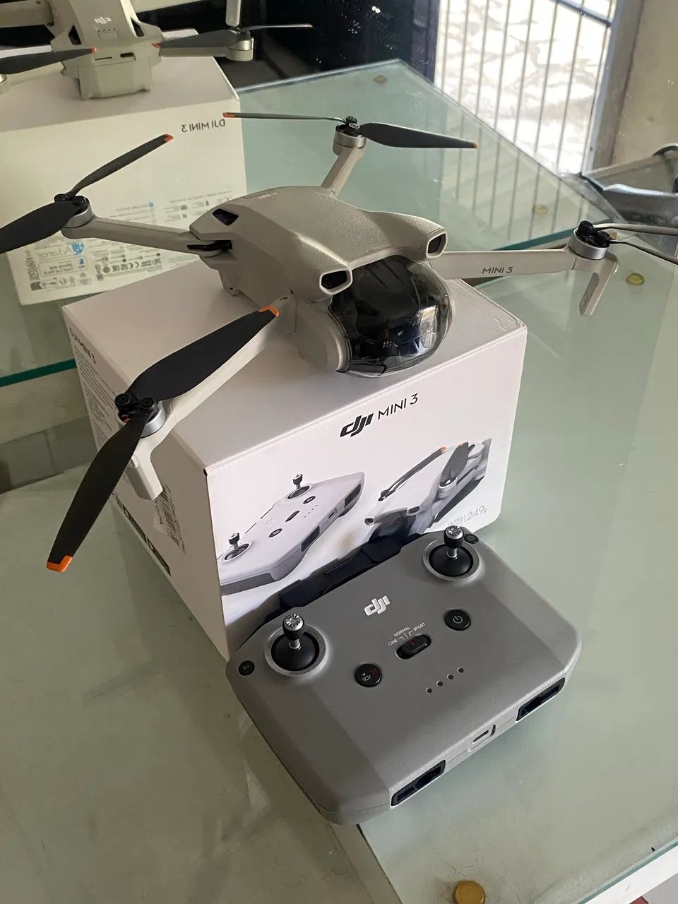 Drone DJI mini 3 standard + bateria plus - Foto 2