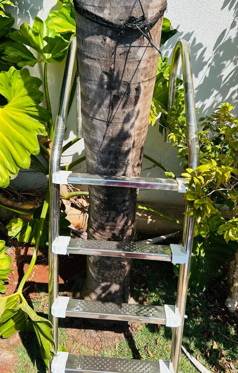 Escada para piscina  - Foto 2