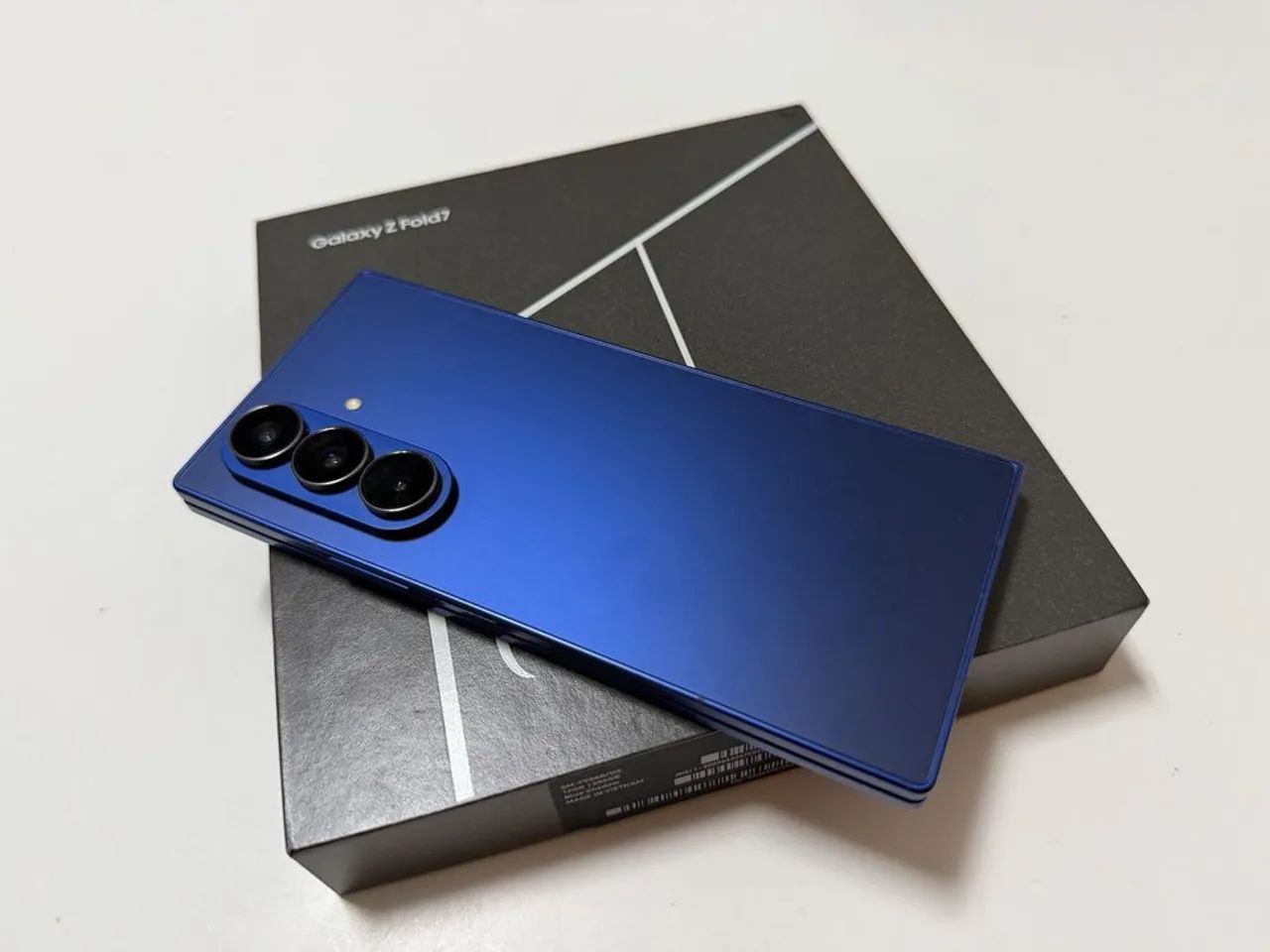 Galaxy Z Fold 7 512Gb Azul - Foto 2