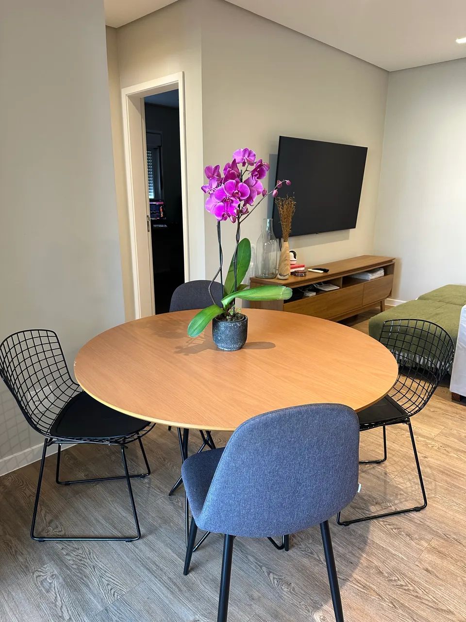 Conjunto mesa e cadeiras de jantar - TokStok - Foto 5