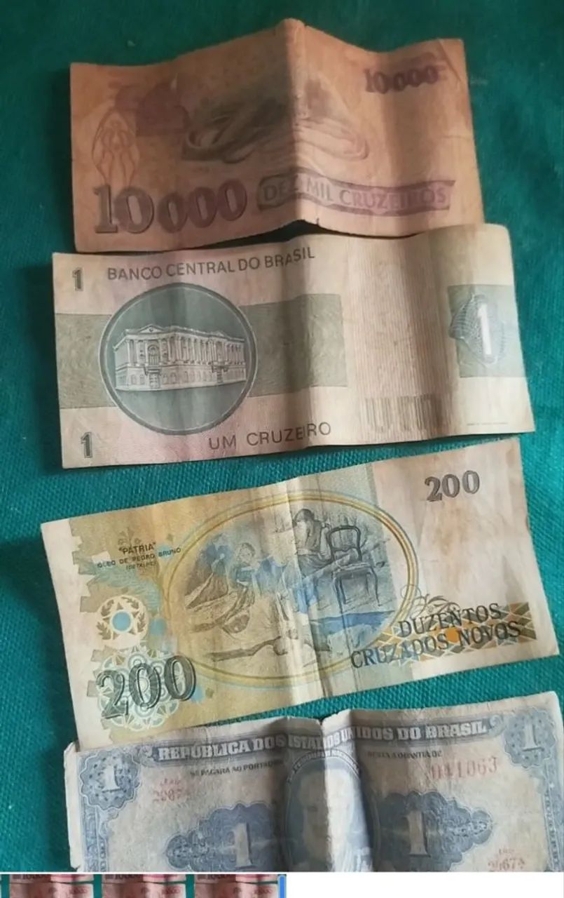 Moedas e sedulas antigos